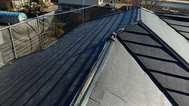 スーパーガルテクト　屋根カバー工事